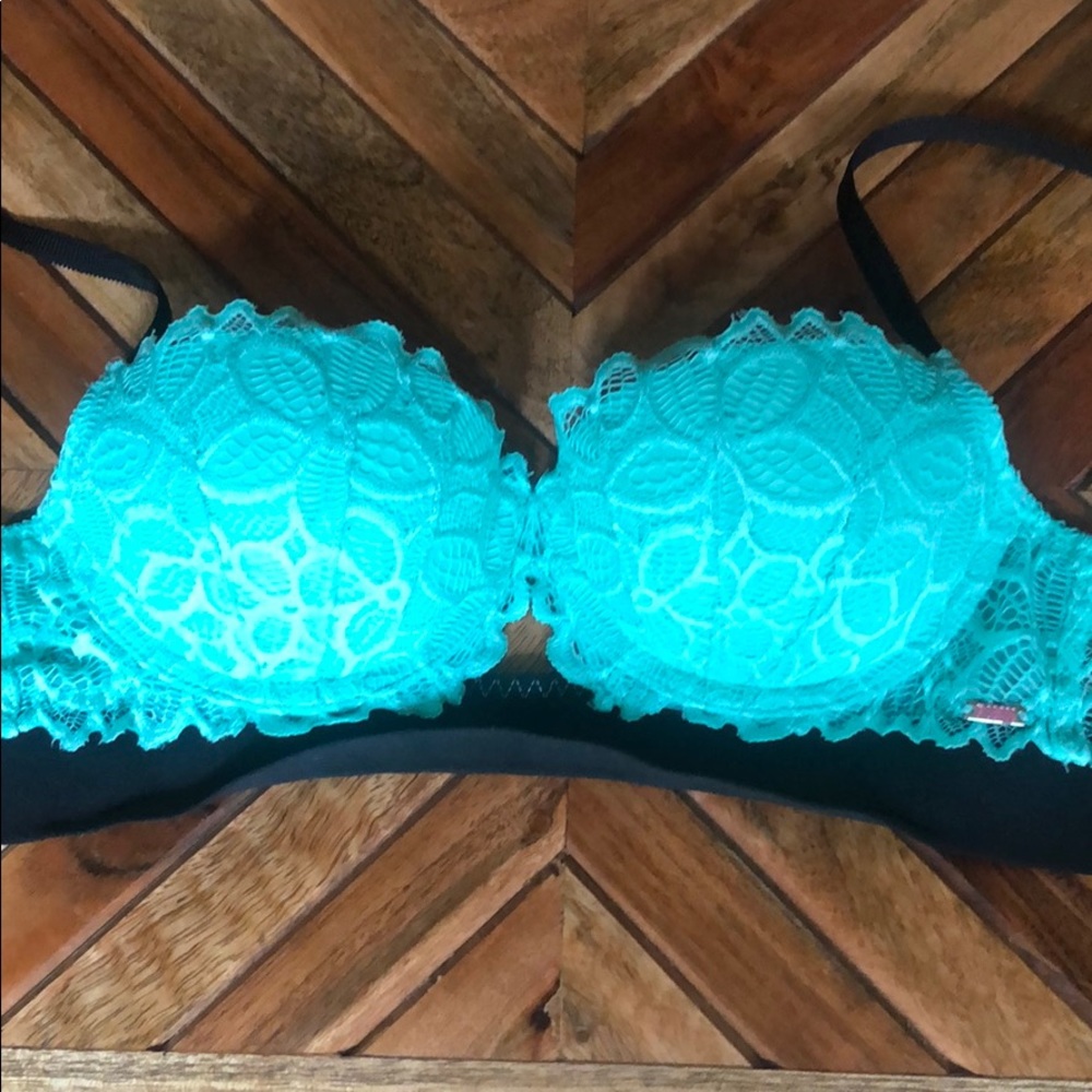 PINK Victoria’s Secret Bra 32 B Aqua Floral Lace